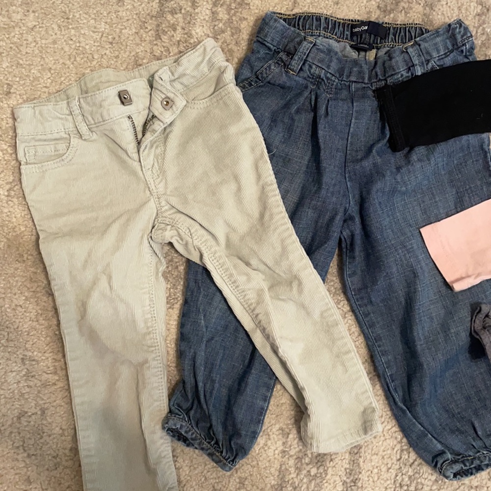 Gap Bundle - Picture 2 of 4